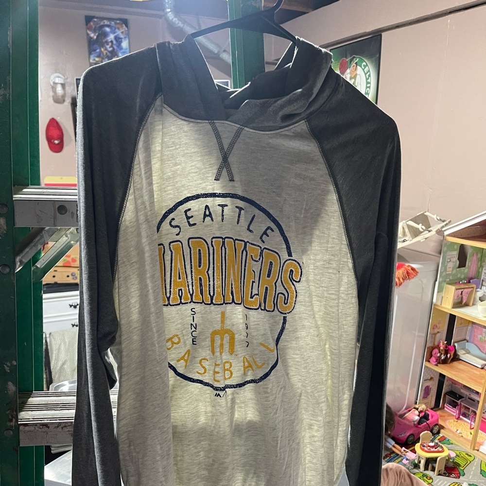 Brand new Seattle Mariners long sleeve hoodie size xxl